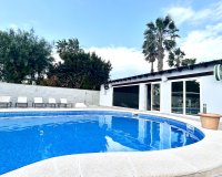 Resale - Villa / House - Catral