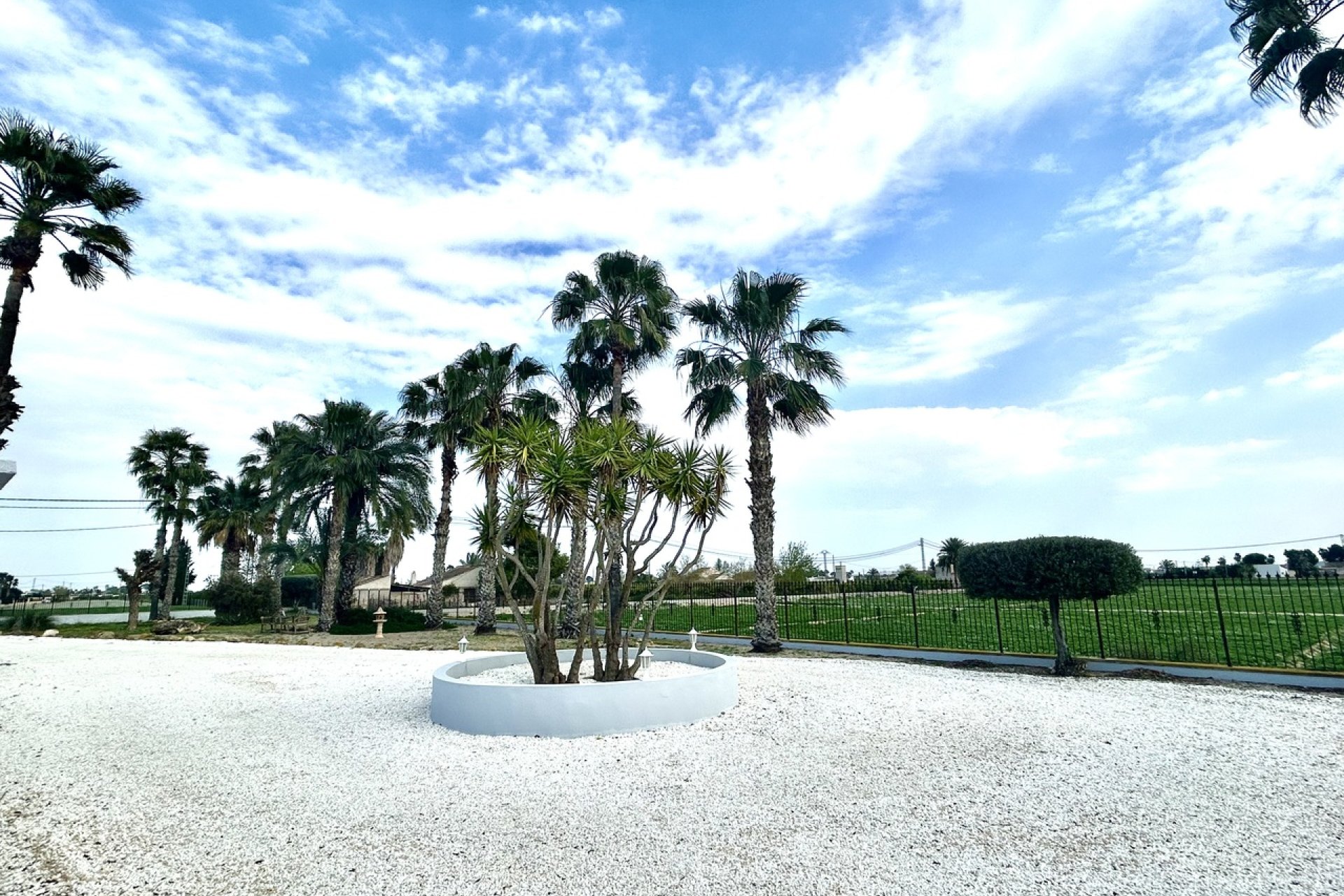 Resale - Villa / House - Catral
