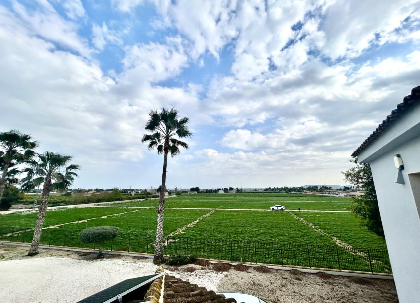 Resale - Villa / House - Catral