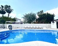 Resale - Villa / House - Catral