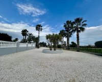 Resale - Villa / House - Catral