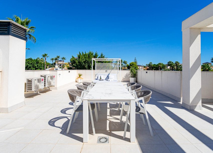 Resale - Villa / House - Ciudad Quesada - Doña Pena
