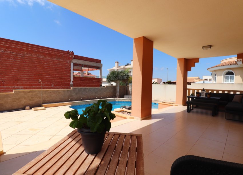 Resale - Villa / House - Ciudad Quesada - La Fiesta