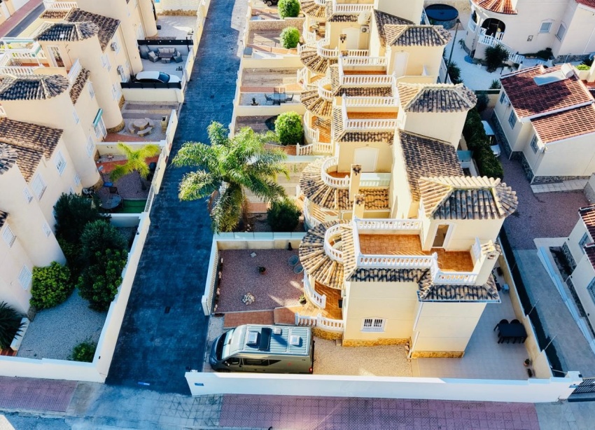 Resale - Villa / House - Ciudad Quesada - La Marquesa Golf