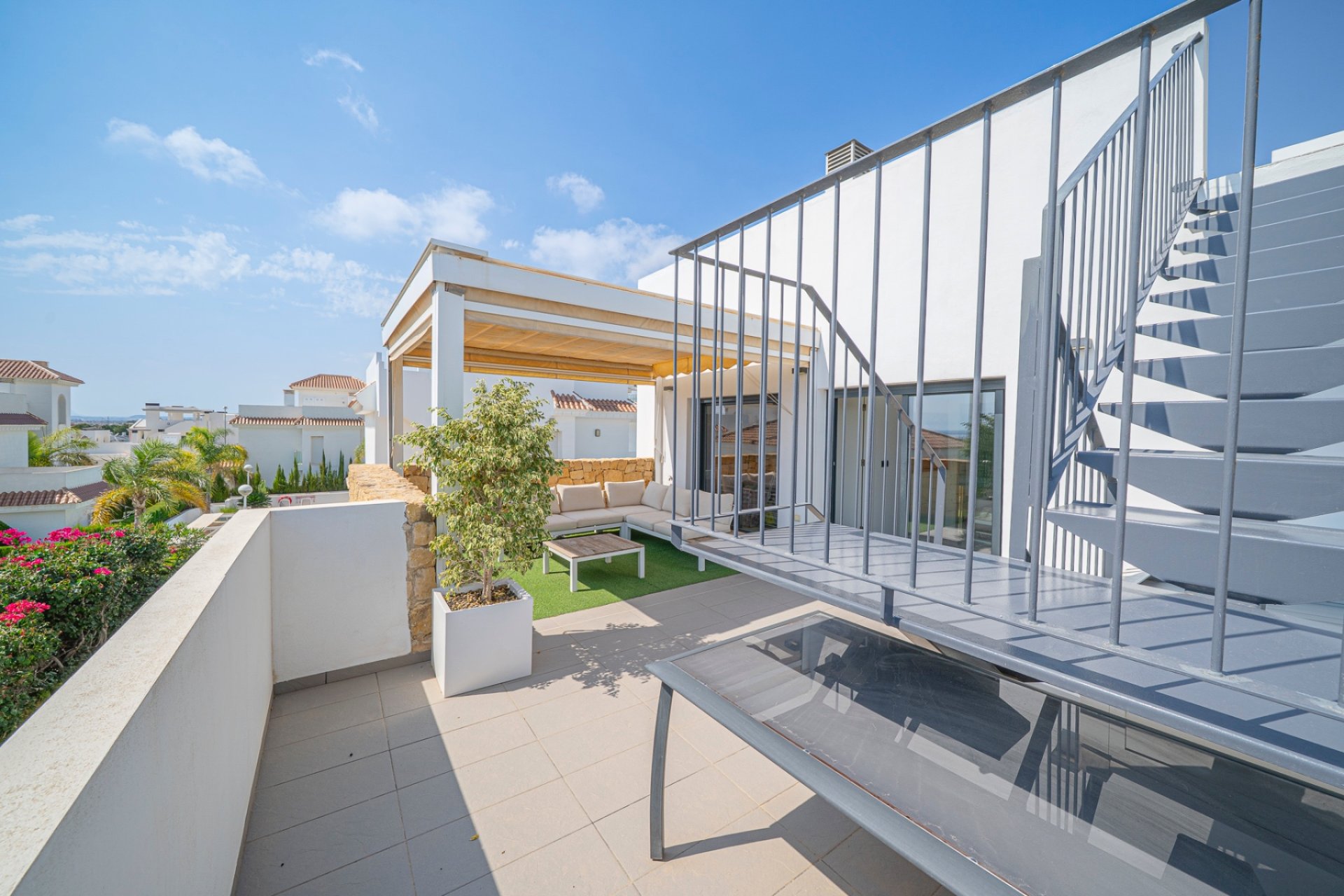 Resale - Villa / House - Ciudad Quesada - Lo pepin