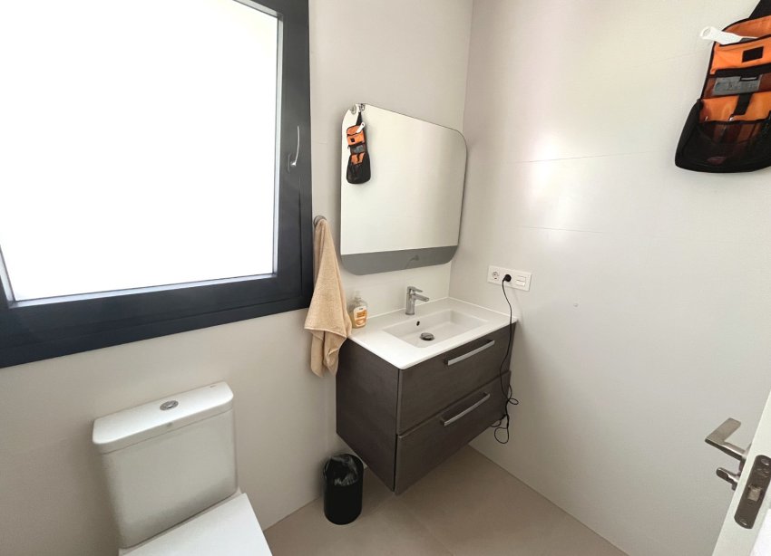 Resale - Villa / House - Ciudad Quesada - Pueblo Bravo