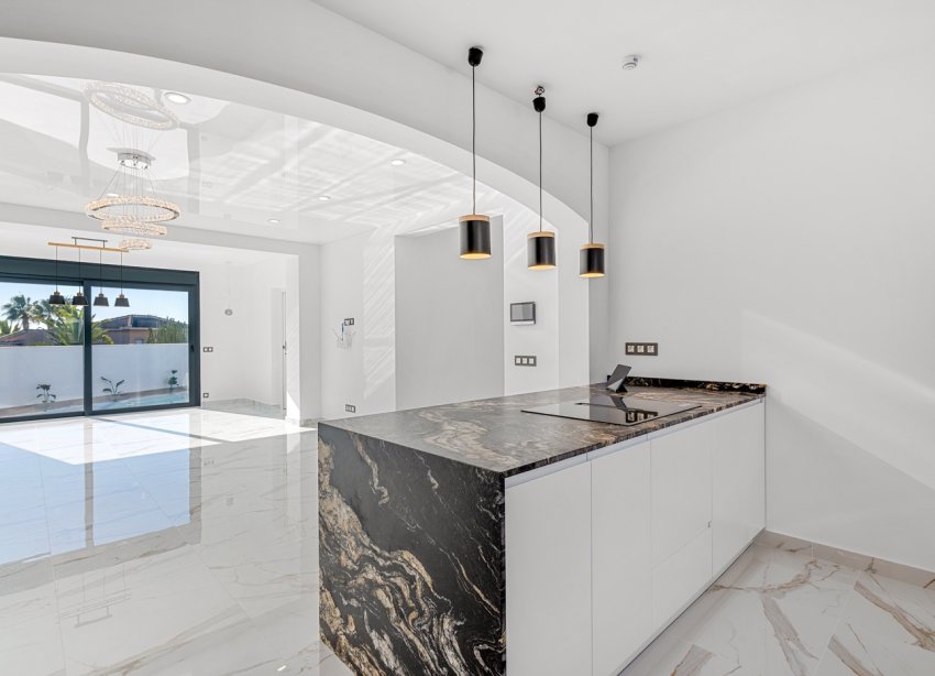 Resale - Villa / House - Ciudad Quesada - Rojales