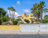 Resale - Villa / House - Ciudad Quesada - Rojales