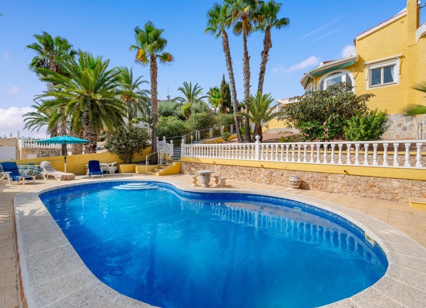 Resale - Villa / House - Ciudad Quesada - Rojales