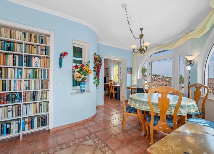 Resale - Villa / House - Ciudad Quesada - Rojales