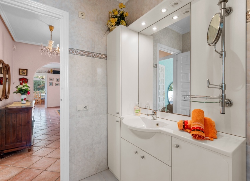 Resale - Villa / House - Ciudad Quesada - Rojales