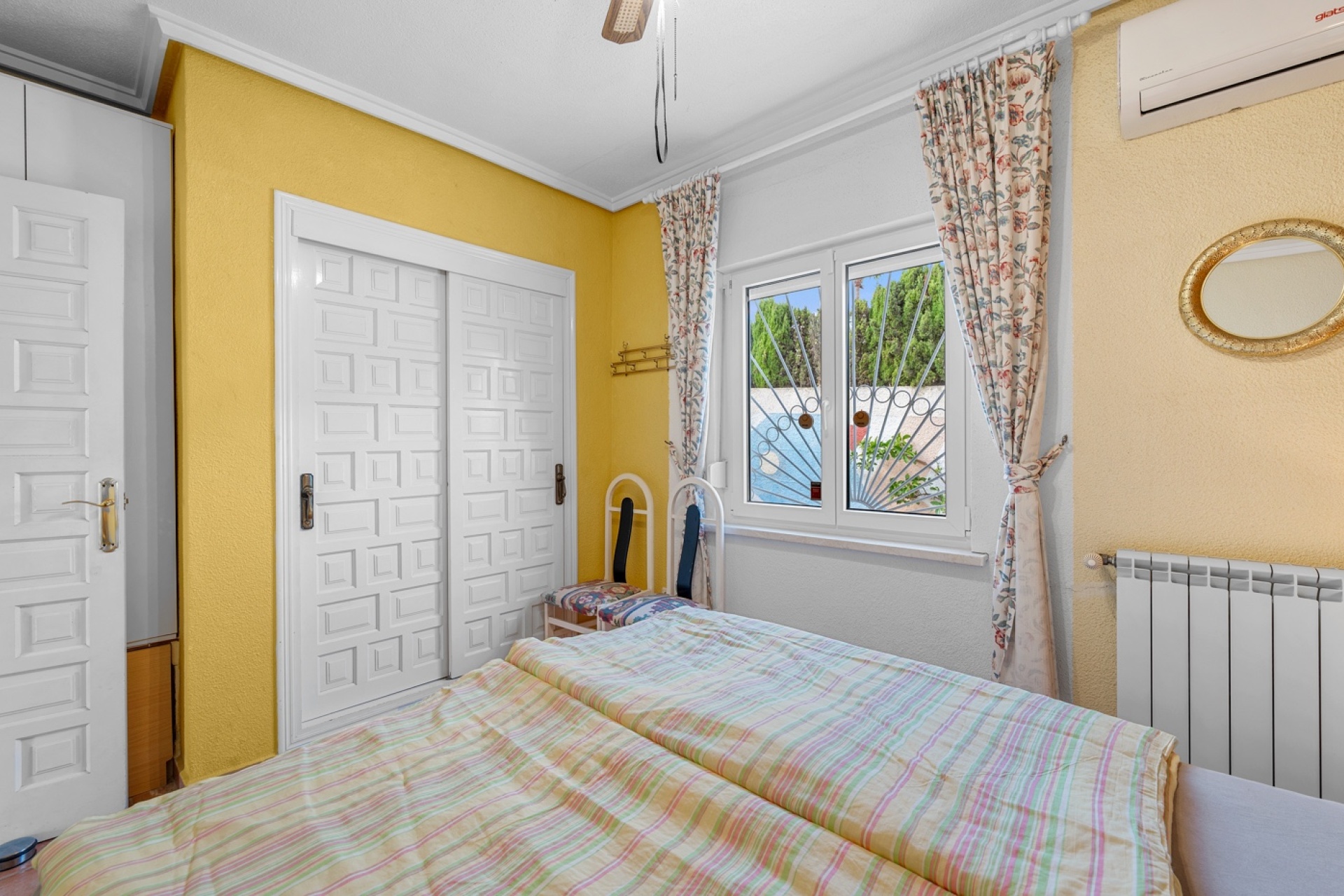 Resale - Villa / House - Ciudad Quesada - Rojales
