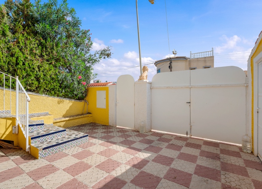 Resale - Villa / House - Ciudad Quesada - Rojales