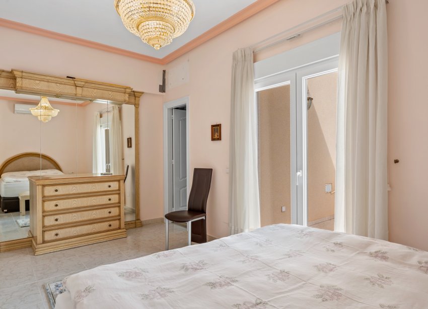 Resale - Villa / House - Ciudad Quesada