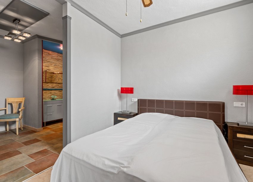 Resale - Villa / House - Ciudad Quesada