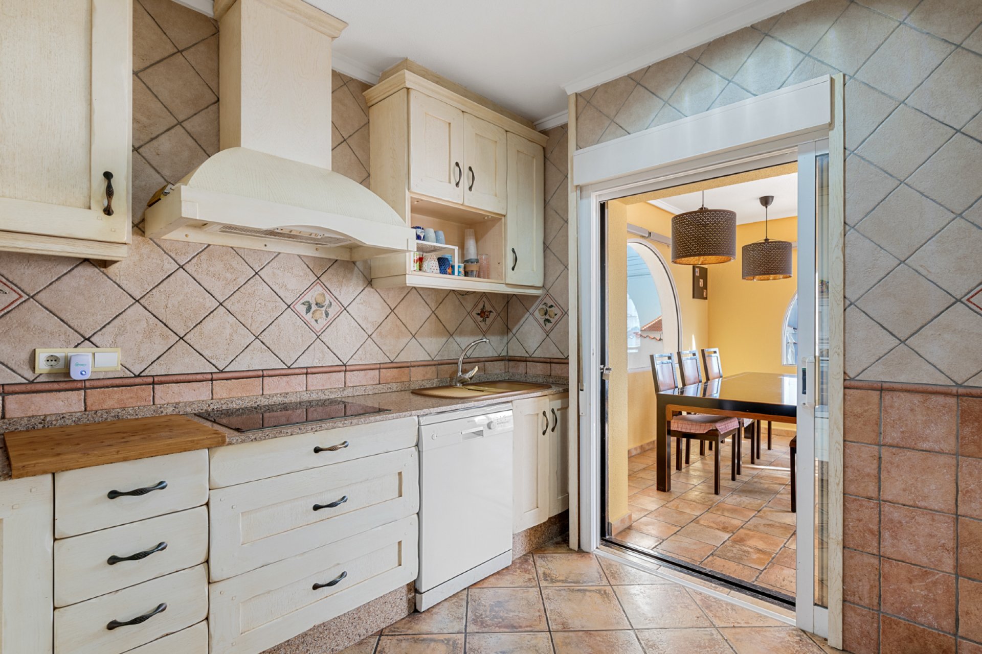 Resale - Villa / House - Ciudad Quesada