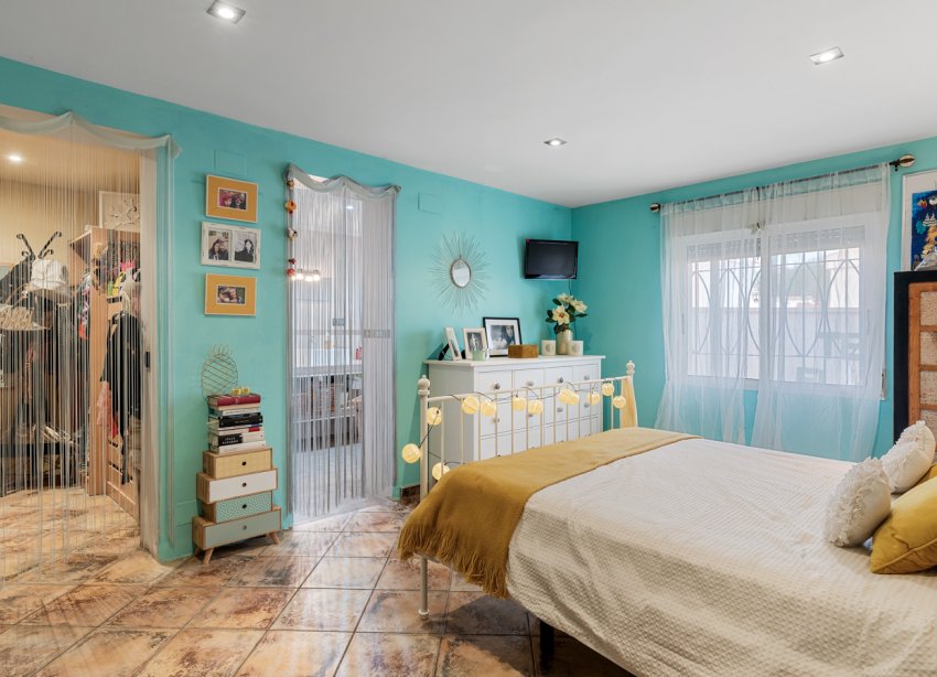 Resale - Villa / House - Ciudad Quesada