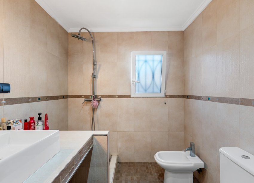 Resale - Villa / House - Ciudad Quesada