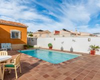 Resale - Villa / House - Ciudad Quesada