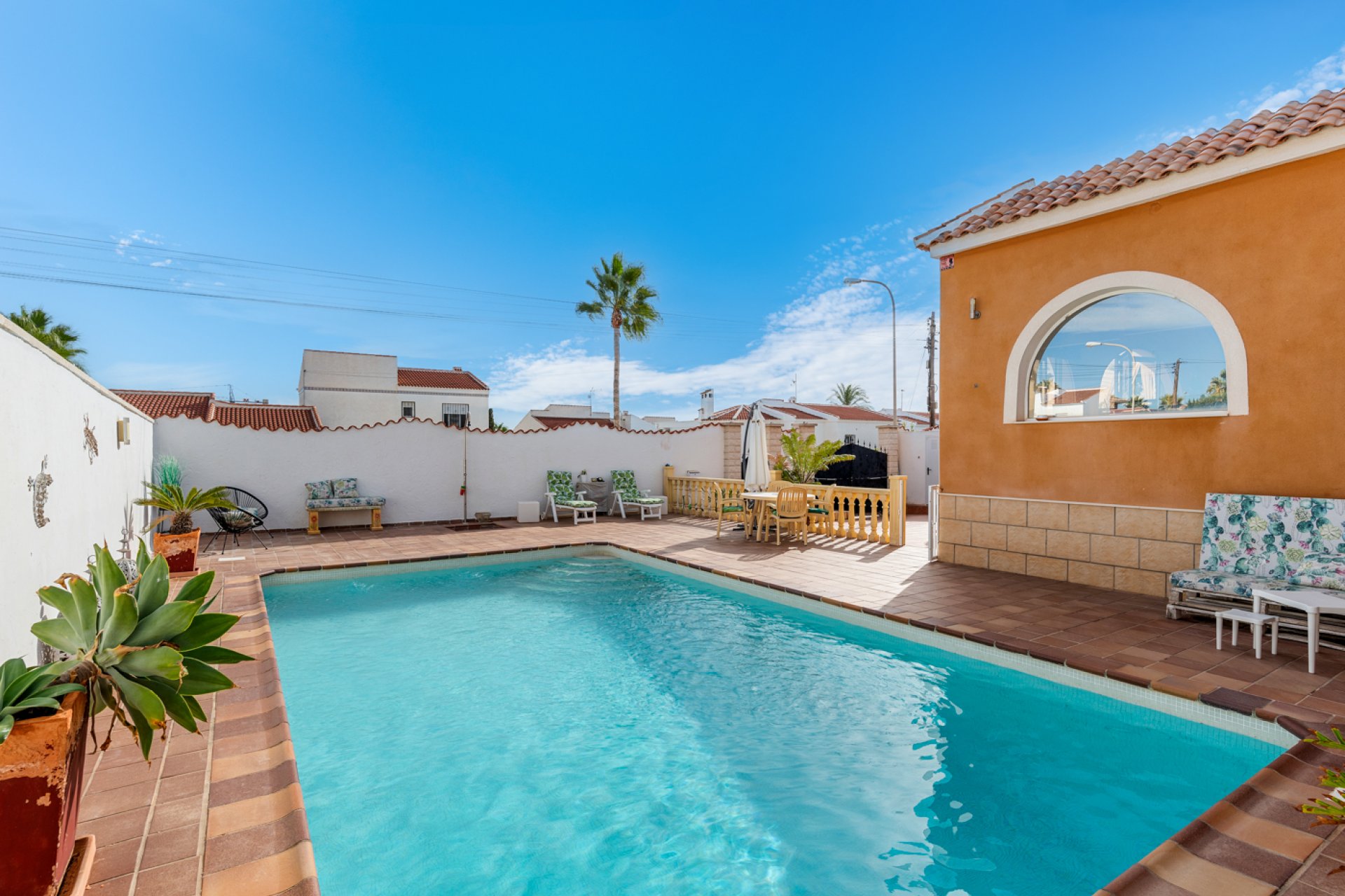 Resale - Villa / House - Ciudad Quesada