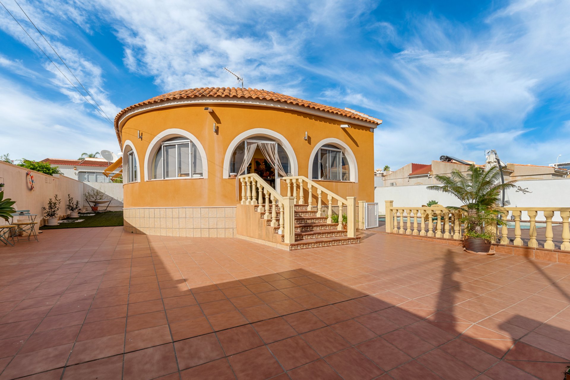 Resale - Villa / House - Ciudad Quesada