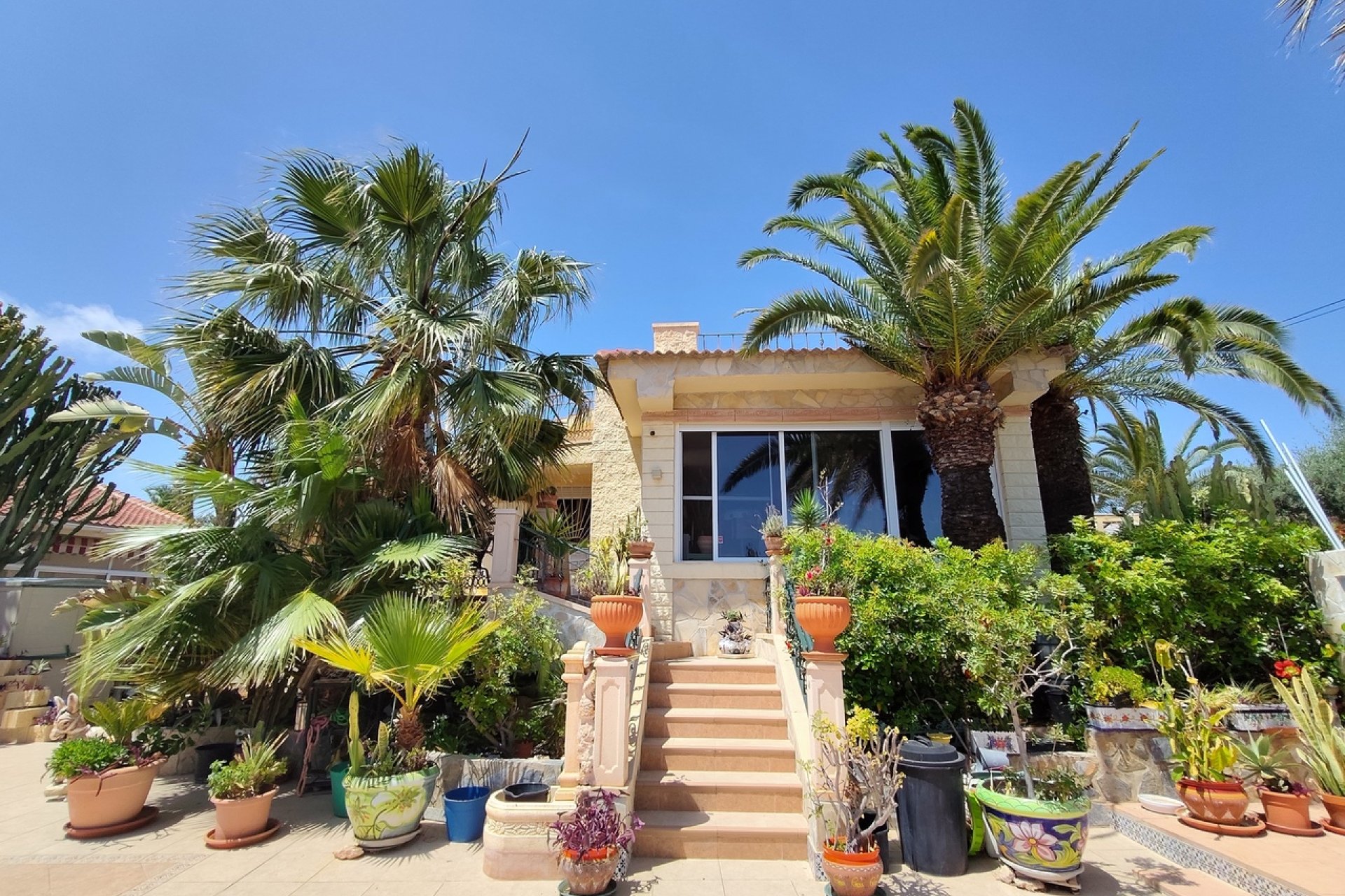 Resale - Villa / House - Ciudad Quesada