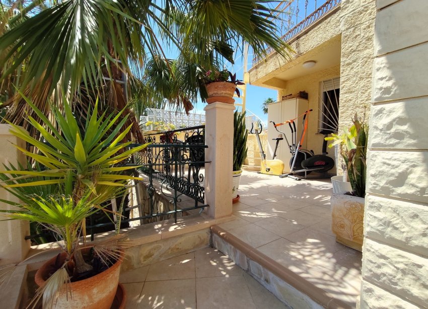Resale - Villa / House - Ciudad Quesada