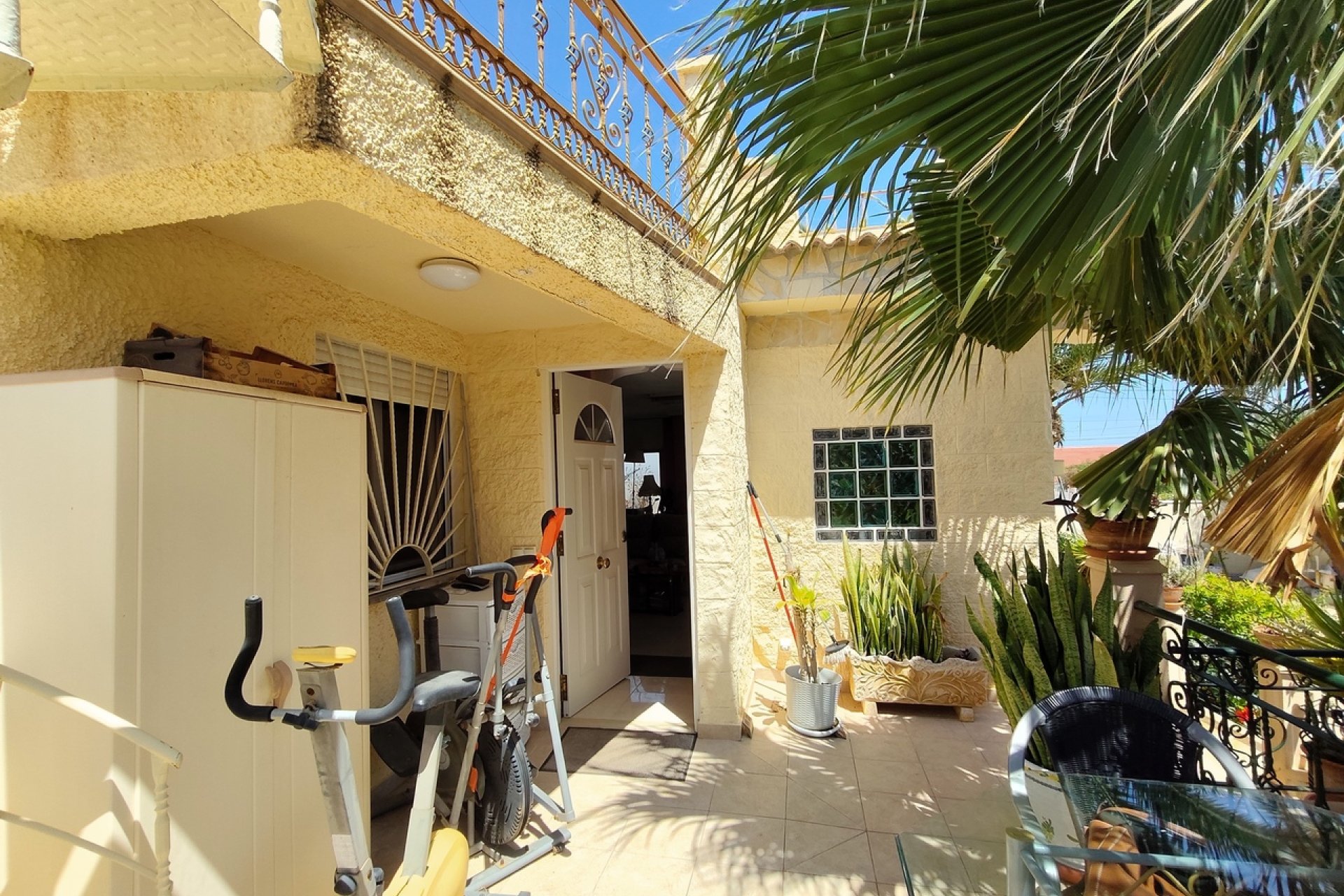 Resale - Villa / House - Ciudad Quesada