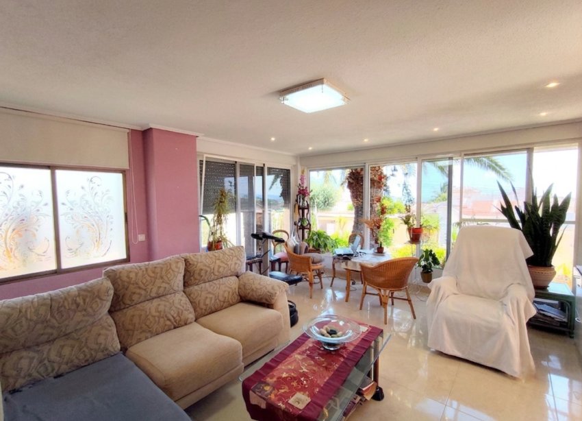 Resale - Villa / House - Ciudad Quesada