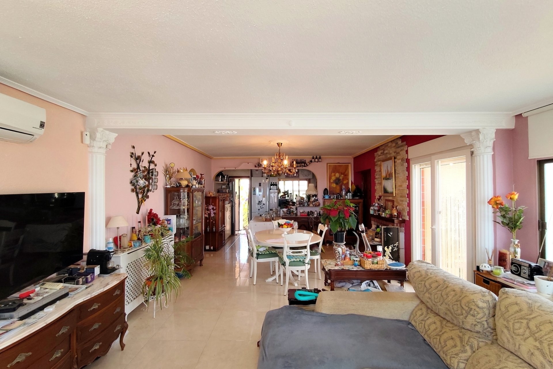 Resale - Villa / House - Ciudad Quesada