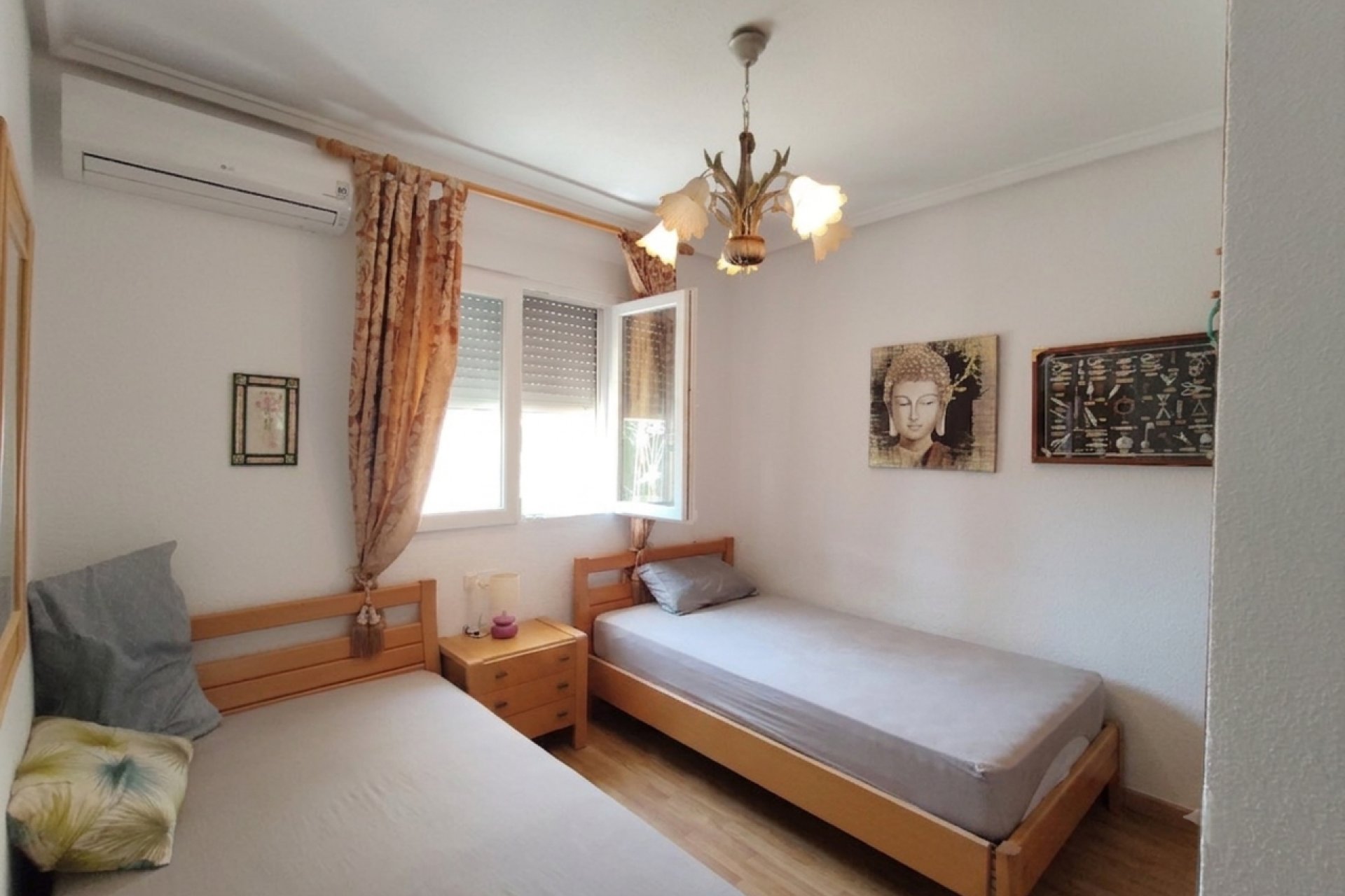 Resale - Villa / House - Ciudad Quesada