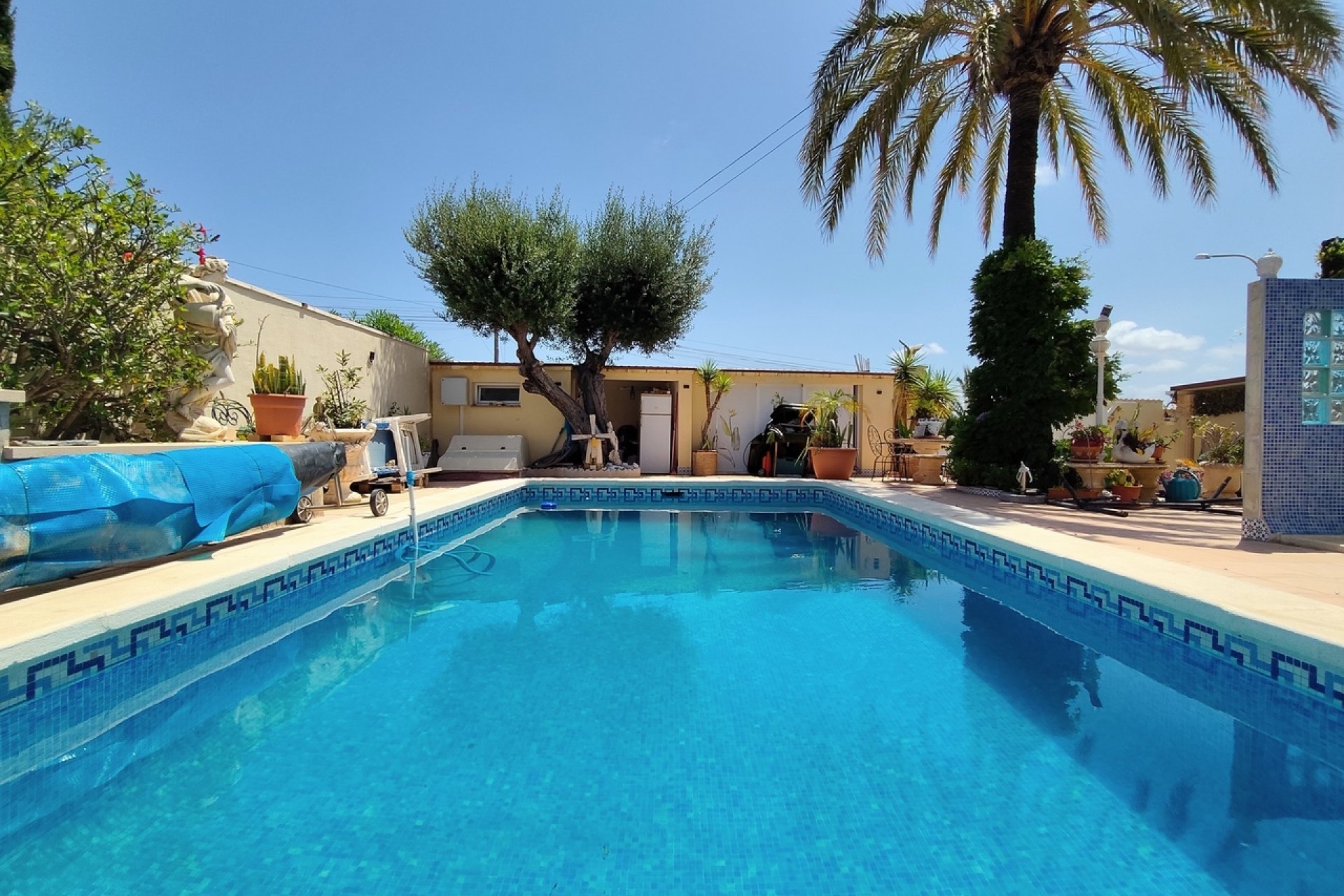 Resale - Villa / House - Ciudad Quesada