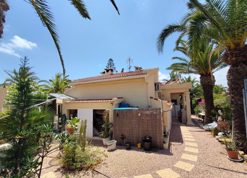Resale - Villa / House - Ciudad Quesada