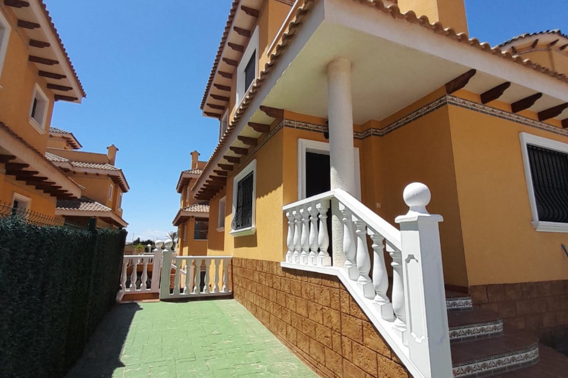 Resale - Villa / House - Ciudad Quesada