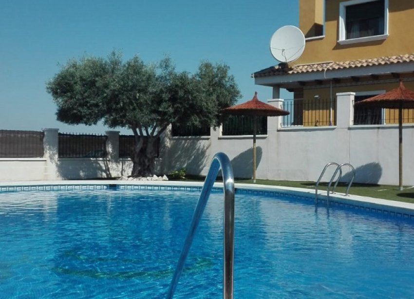 Resale - Villa / House - Ciudad Quesada