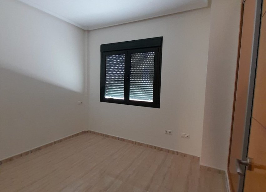 Resale - Villa / House - Ciudad Quesada