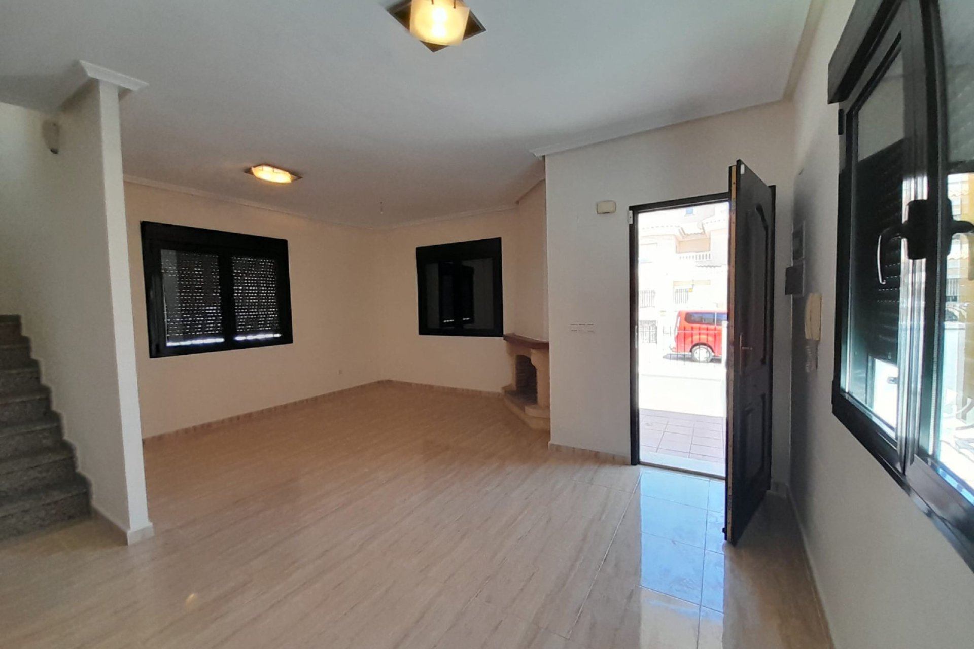 Resale - Villa / House - Ciudad Quesada
