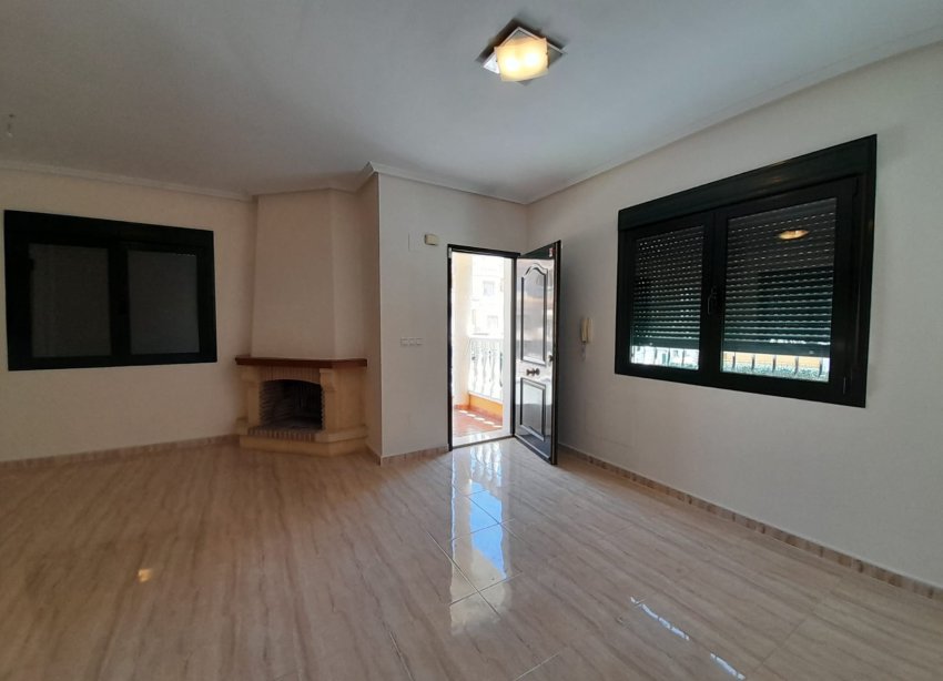 Resale - Villa / House - Ciudad Quesada