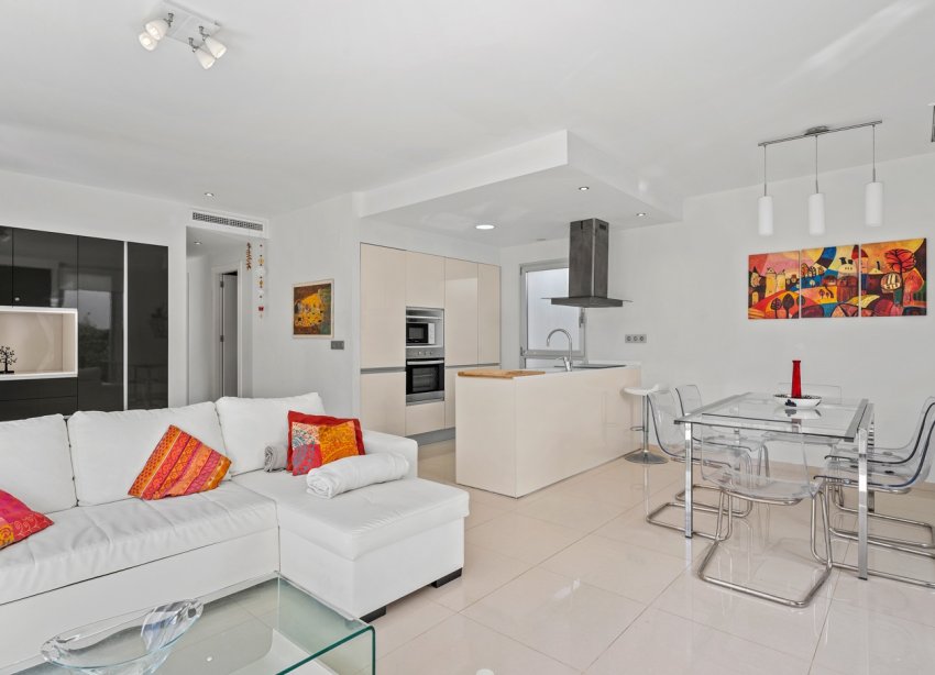Resale - Villa / House - Ciudad Quesada