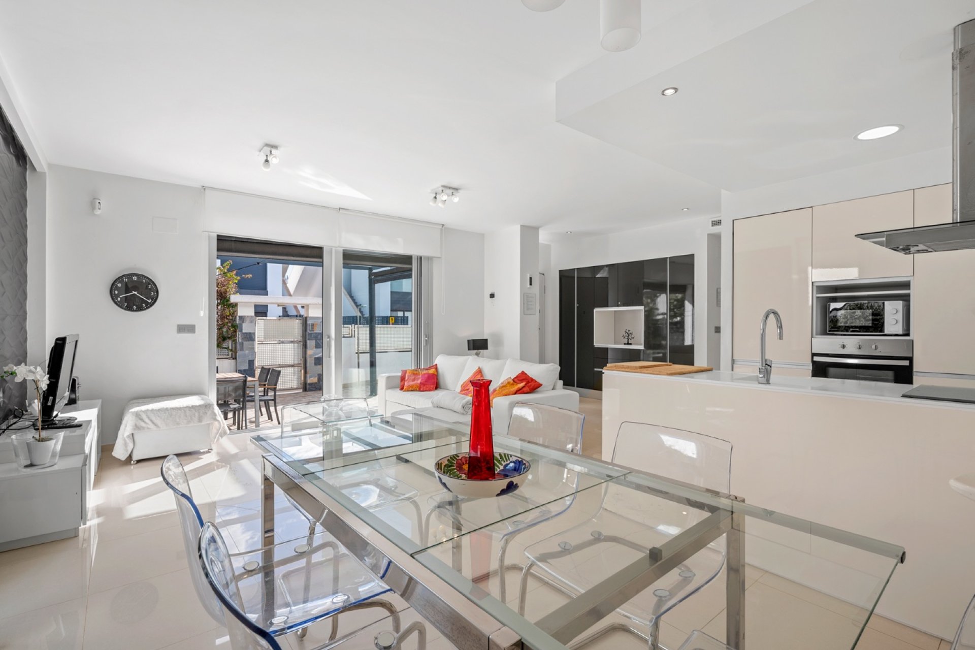 Resale - Villa / House - Ciudad Quesada