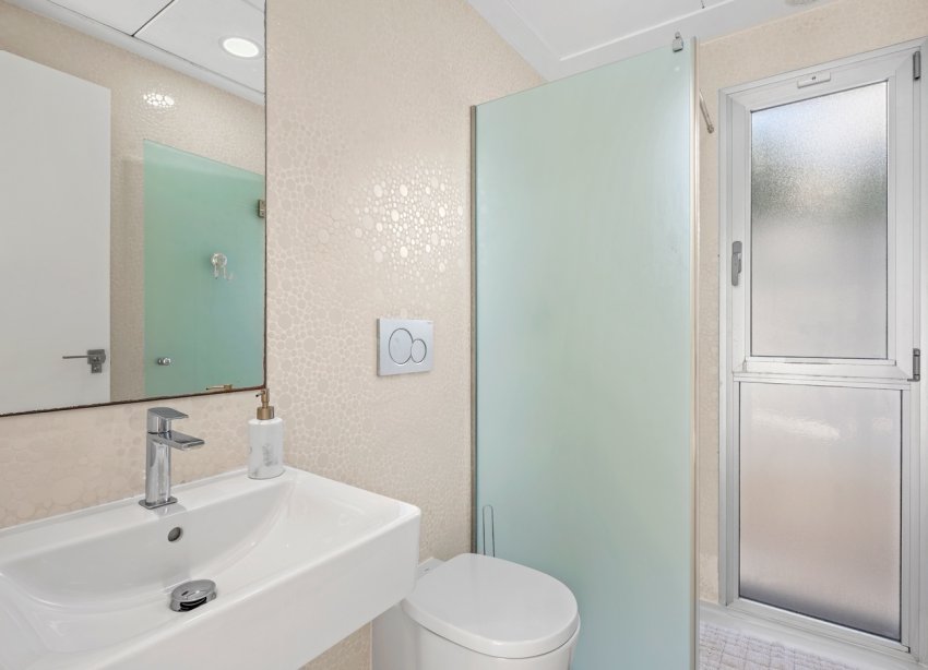 Resale - Villa / House - Ciudad Quesada