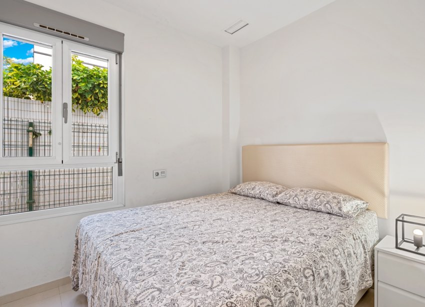 Resale - Villa / House - Ciudad Quesada