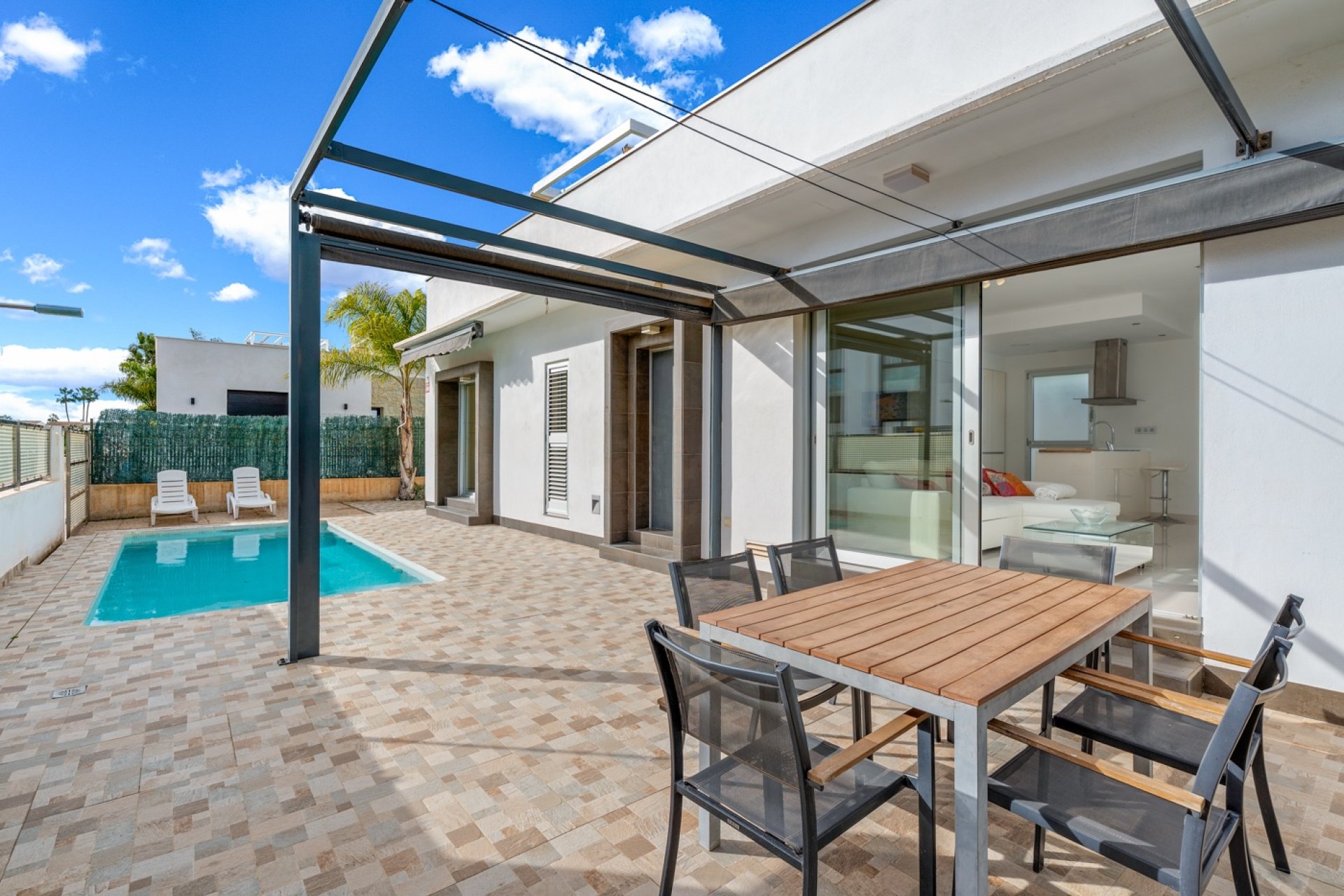 Resale - Villa / House - Ciudad Quesada