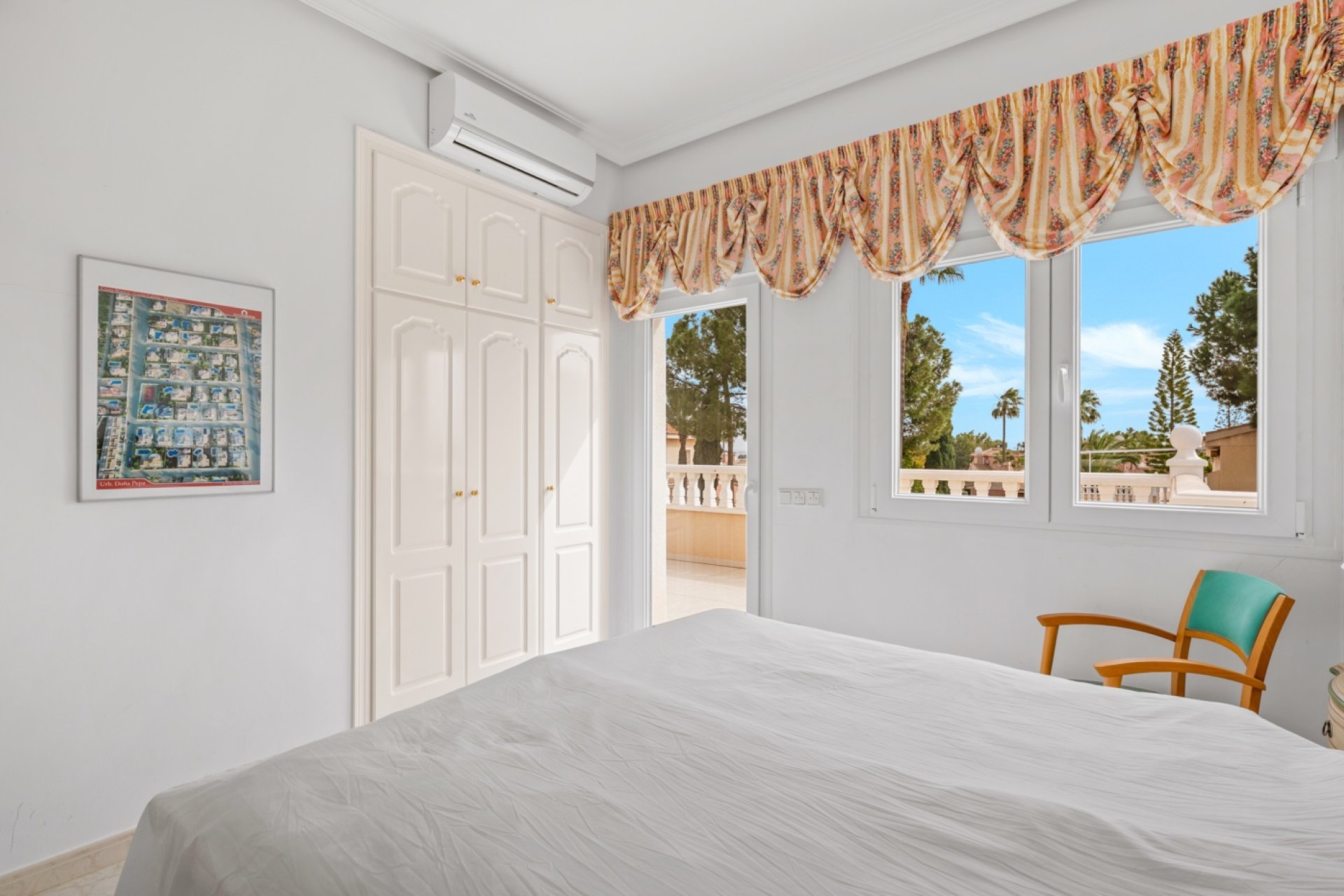 Resale - Villa / House - Ciudad Quesada