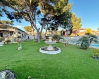 Resale - Villa / House - Dehesa de campoamor - Campoamor