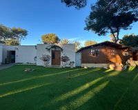 Resale - Villa / House - Dehesa de campoamor - Campoamor