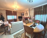Resale - Villa / House - Dehesa de campoamor - Campoamor