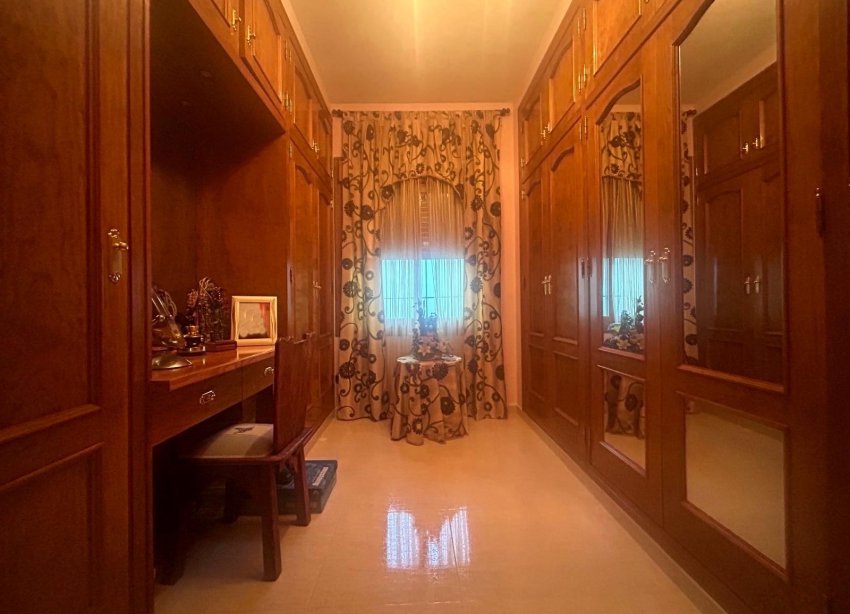 Resale - Villa / House - Dehesa de campoamor - Campoamor