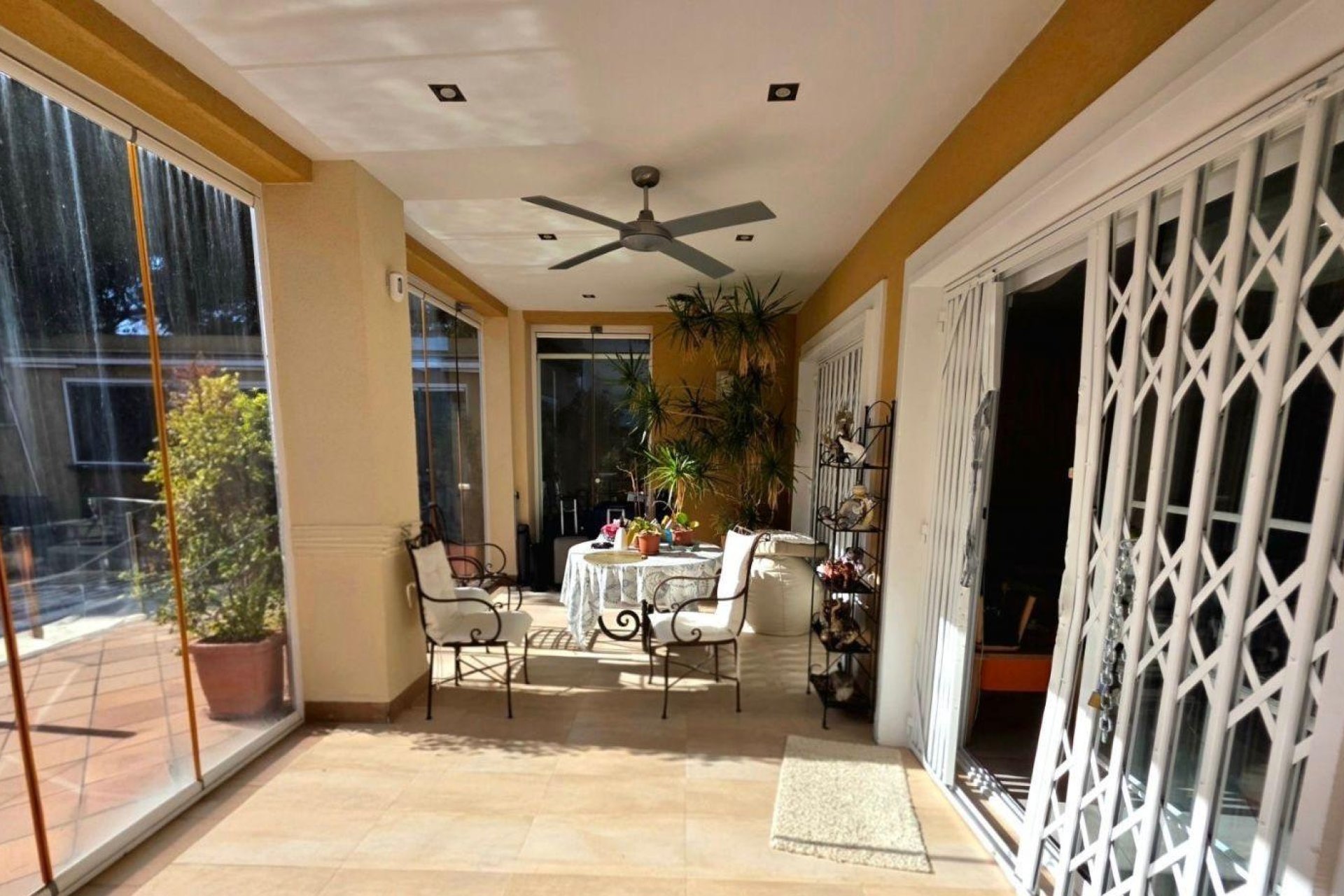 Resale - Villa / House - Dehesa de campoamor - Campoamor