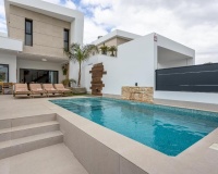 Resale - Villa / House - Dolores